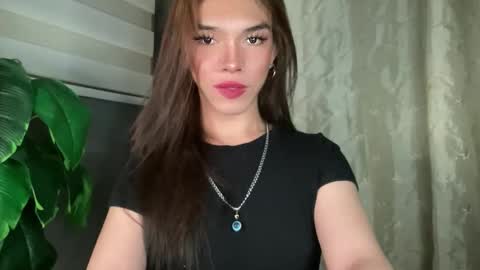 QUEEN online show from February 2026 11:30:02 PM