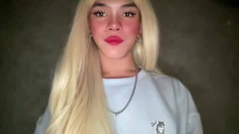 QUEEN online show from February 2026 11:22:01 PM