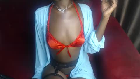 Snapshot of queennafisha chatting on October 2025 03:43:01 PM Nafie online show from October 2025 03:43:01 PM