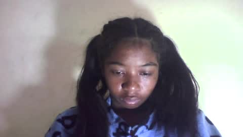 queennaya online show from July 2026 10:09:02 PM
