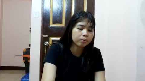 Snapshot of queennbbee chatting on June 2026 10:10:02 AM queennbbee online show from June 2026 10:10:02 AM