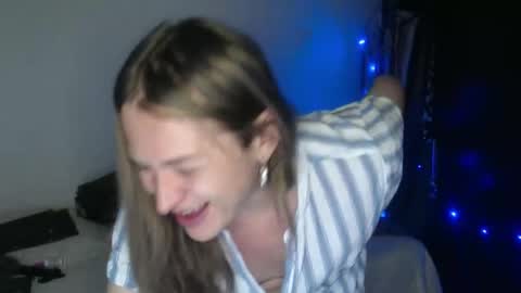 Snapshot of queennicky88 chatting on February 2025 03:11:01 AM Nico online show from February 2025 03:11:01 AM