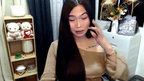 Snapshot of queenofcum169xx chatting on April 2026 08:20:01 PM Mikka online show from April 2026 08:20:01 PM