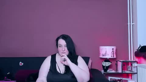 Snapshot of queenofhaze chatting on November 2025 02:19:02 PM you may simply address Me with Your Grace online show from November 2025 02:19:02 PM