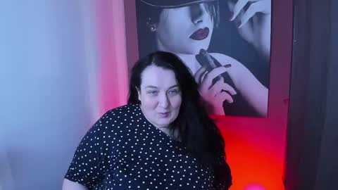 Snapshot of queenofhaze chatting on November 2025 10:27:01 AM you may simply address Me with Your Grace online show from November 2025 10:27:01 AM