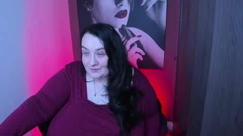 Snapshot of queenofhaze chatting on December 2025 08:18:01 AM you may simply address Me with Your Grace online show from December 2025 08:18:01 AM