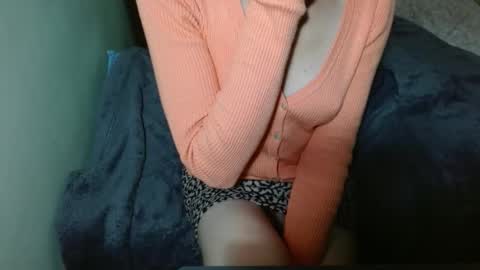 queenoftenderness online show from October 2025 07:59:01 PM