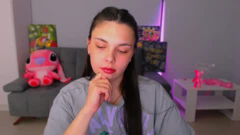 Snapshot of queenofthesense chatting on September 2025 05:02:01 PM Patricia online show from September 2025 05:02:01 PM