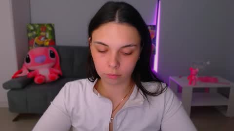 Snapshot of queenofthesense chatting on September 2025 04:09:02 PM Patricia online show from September 2025 04:09:02 PM