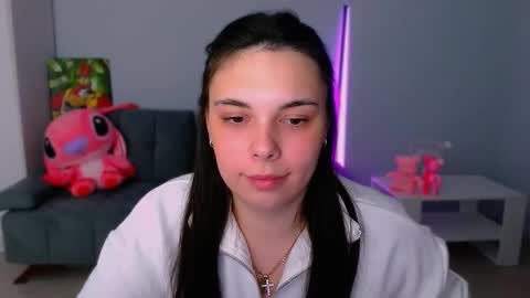 Snapshot of queenofthesense chatting on October 2025 05:53:01 PM Patricia online show from October 2025 05:53:01 PM