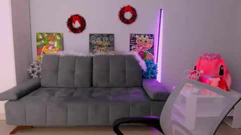 Snapshot of queenofthesense chatting on November 2025 10:15:01 AM Patricia online show from November 2025 10:15:01 AM