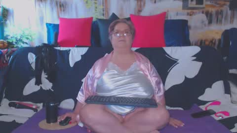 QueenPammy online show from March 2026 08:09:01 AM