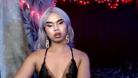 queenpinayebony_xx online show from May 2026 10:01:02 AM