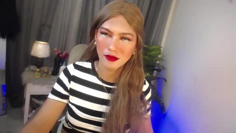 Snapshot of queensabbyvee chatting on November 2025 03:13:02 PM Sabrina online show from November 2025 03:13:02 PM