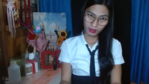 queensteffi online show from December 2024 07:10:01 PM