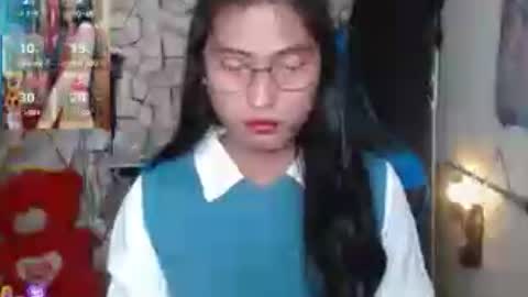 queensteffi online show from June 2026 04:37:01 AM