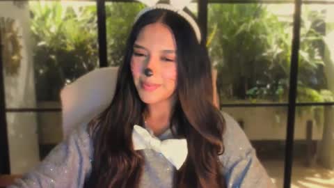 Snapshot of queenv66 chatting on November 2025 02:46:02 AM Val - online show from November 2025 02:46:02 AM