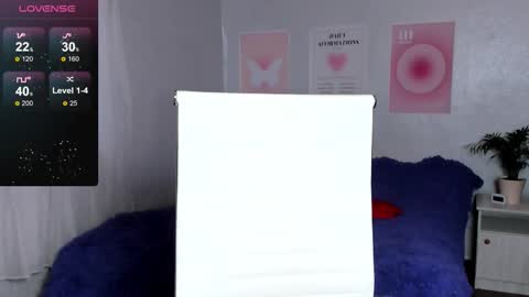 Snapshot of queitsharm_ chatting on November 2025 06:34:02 AM Anna online show from November 2025 06:34:02 AM