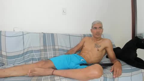 Snapshot of quinnandpuma chatting on March 2025 09:59:01 PM QuinnAndPuma online show from March 2025 09:59:01 PM