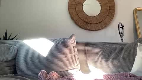 Snapshot of quinnyelena chatting on November 2025 11:09:02 AM Quinnyelena online show from November 2025 11:09:02 AM