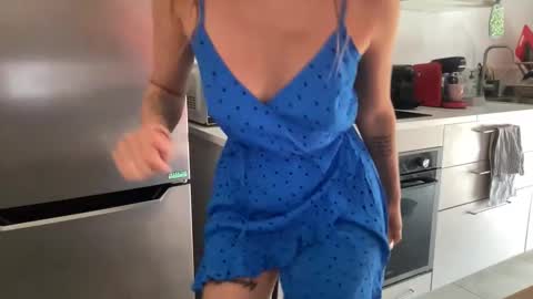 Snapshot of quinnyelena chatting on June 2026 10:32:01 AM Quinnyelena online show from June 2026 10:32:01 AM