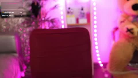 Nova Hollis online show from March 2026 05:11:01 AM