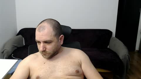 Snapshot of r0bila chatting on April 2026 09:59:01 PM R0bila online show from April 2026 09:59:01 PM