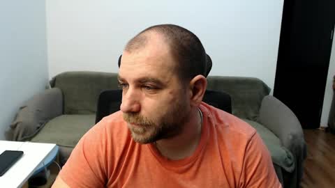 Snapshot of r0bila chatting on April 2026 10:03:01 PM R0bila online show from April 2026 10:03:01 PM
