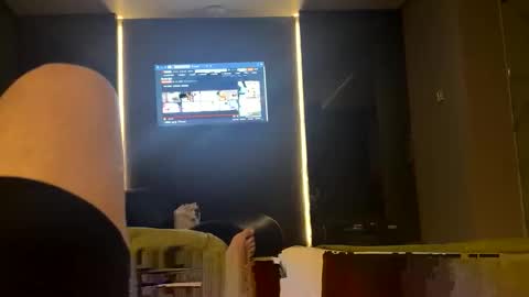 r0m3o_g online show from November 2025 09:09:02 AM