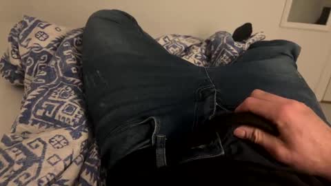 Snapshot of rabbit103 chatting on January 2025 10:01:02 PM rabbit103 online show from January 2025 10:01:02 PM