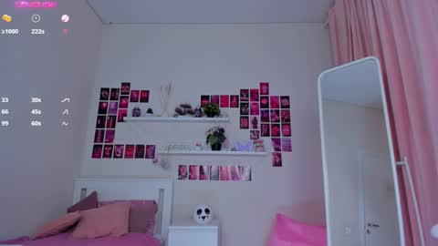 Snapshot of rachel_kelly chatting on December 2024 03:25:01 AM Rachel Kelly online show from December 2024 03:25:01 AM