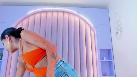  RACHEL  online show from January 2025 11:35:01 AM