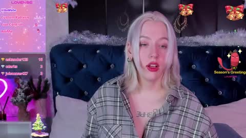 Snapshot of rachelcart chatting on December 2024 04:04:01 PM RachelCart online show from December 2024 04:04:01 PM