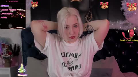 Snapshot of rachelcart chatting on January 2025 03:40:01 AM RachelCart online show from January 2025 03:40:01 AM