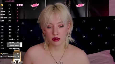 Snapshot of rachelcart chatting on January 2025 07:07:02 AM RachelCart online show from January 2025 07:07:02 AM