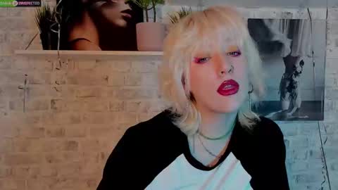 Snapshot of rachelcart chatting on February 2025 03:32:01 AM RachelCart online show from February 2025 03:32:01 AM