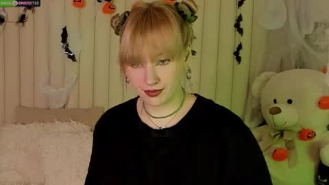 Snapshot of rachelcart chatting on October 2025 03:17:01 AM RachelCart online show from October 2025 03:17:01 AM