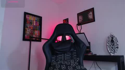 Snapshot of rachell_420 chatting on May 2026 02:44:02 PM rachell_420 online show from May 2026 02:44:02 PM