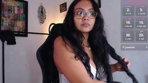 Snapshot of rachell_420 chatting on May 2026 06:27:01 PM rachell_420 online show from May 2026 06:27:01 PM