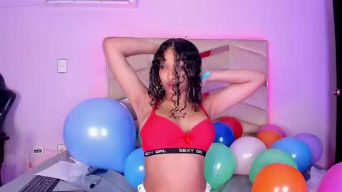 Snapshot of rachell_grey_ chatting on October 2025 03:07:01 AM Rachel online show from October 2025 03:07:01 AM