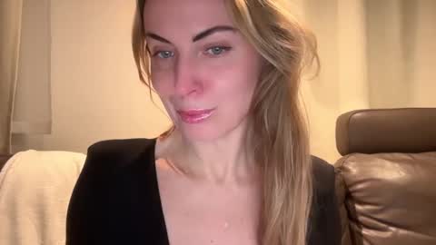 Rachel online show from February 2025 09:30:01 PM