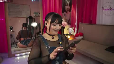 Snapshot of rachellkors_ chatting on July 2026 08:32:02 AM rachellk online show from July 2026 08:32:02 AM