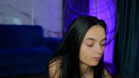 Ann online show from October 2025 04:22:01 AM