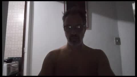 Snapshot of rafaelsel chatting on February 2026 04:42:02 AM Big Uncle Jungle online show from February 2026 04:42:02 AM