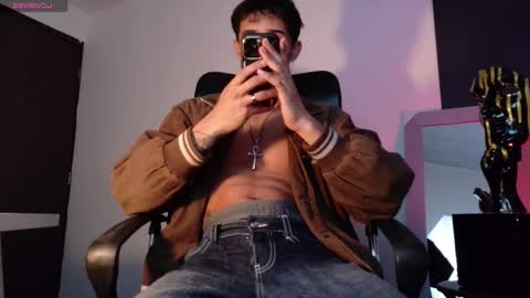 Snapshot of rafaelstone chatting on January 2026 03:08:02 AM IG online show from January 2026 03:08:02 AM