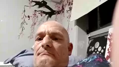 Bigthickdickinvic online show from November 2025 03:22:02 PM