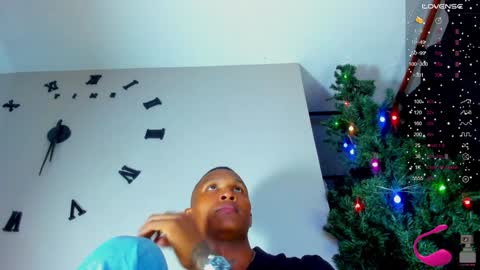 Snapshot of ragnarhot24 chatting on January 2025 01:04:02 AM Andres H online show from January 2025 01:04:02 AM