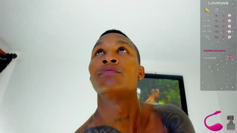 Snapshot of ragnarhot24 chatting on January 2025 10:49:02 AM Andres H online show from January 2025 10:49:02 AM