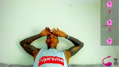 Snapshot of ragnarhot24 chatting on February 2025 09:16:02 AM Andres H online show from February 2025 09:16:02 AM