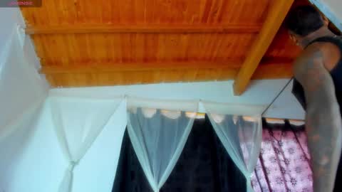 Snapshot of ragnarhot24 chatting on November 2025 03:55:01 PM Andres H online show from November 2025 03:55:01 PM